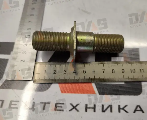 Шпилька крепления колеса