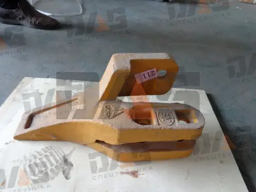 Зуб ковша боковой (правый) SDLG 956