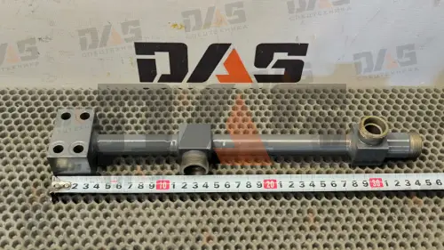 Трубопровод рулевого г/цилиндра правый оригинал