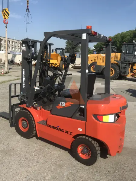 Дизельный вилочный погрузчик Lonking FD15T купить в Кемерово