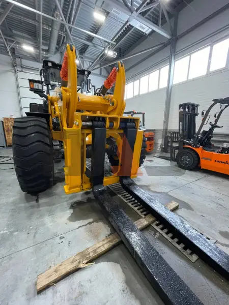 Фронтальный погрузчик Lonking CDM855HW купить в Кемерово