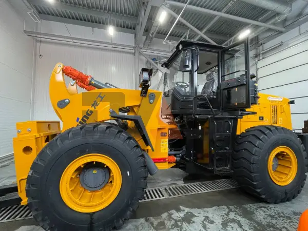 Фронтальный погрузчик Lonking CDM855HW купить в Кемерово