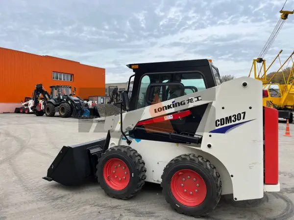 Мини-погрузчик Lonking CDM307 купить в Кемерово