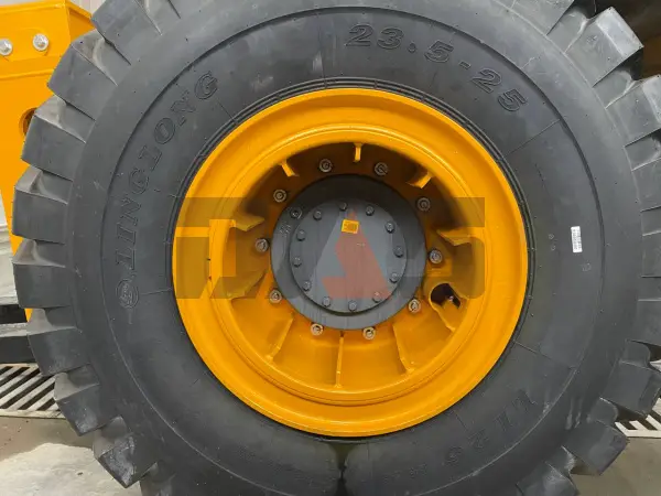 Фронтальный погрузчик Lonking CDM855HW купить в Кемерово