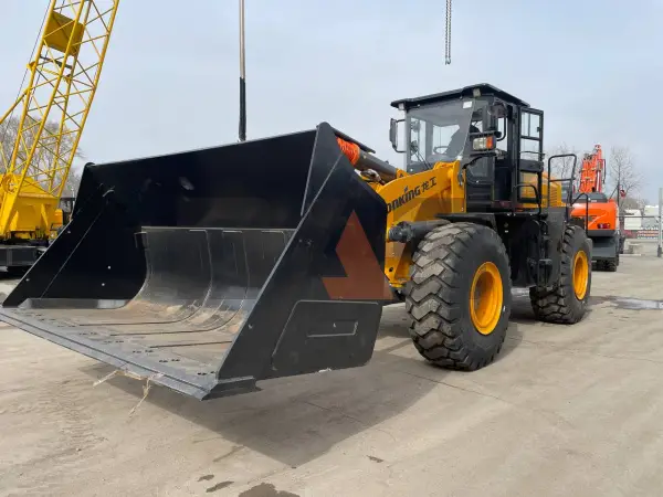 Фронтальный погрузчик CDM856H купить в Кемерово