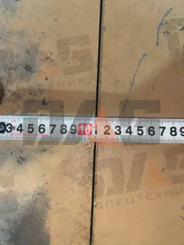 Нож ковша Lonking ZL50C (424х320х30) угольный ковш с отверстиями (СТ45) левый