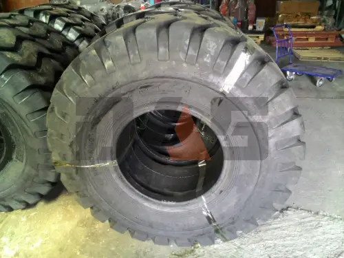 Шина 23.5-25 20PR RHINO KING E3/L3 (шинокомплект)