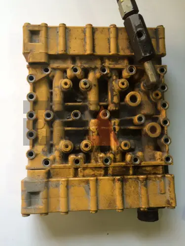 Блок клапанов КПП ZF