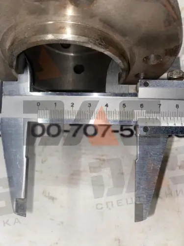 Крышка вала ГМП ZL20-035001 (1шт идет)