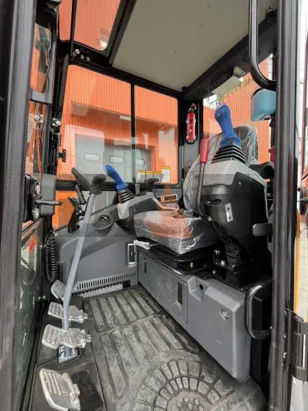 Мини-экскаватор HENGTE HT35 купить в Кемерово
