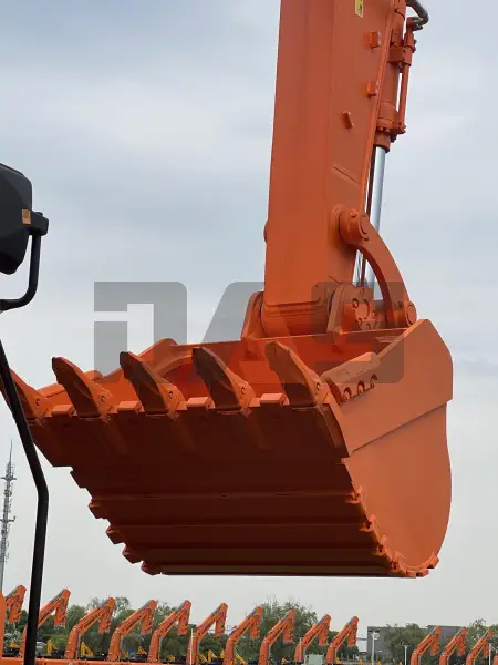 Экскаватор Lonking CDM6490F купить в Кемерово