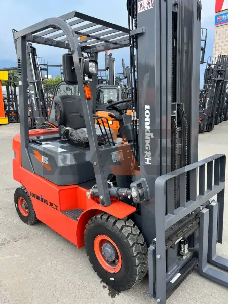 Дизельный вилочный погрузчик Lonking FD15T купить в Кемерово