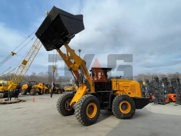 Фронтальный погрузчик CDM856H купить в Кемерово